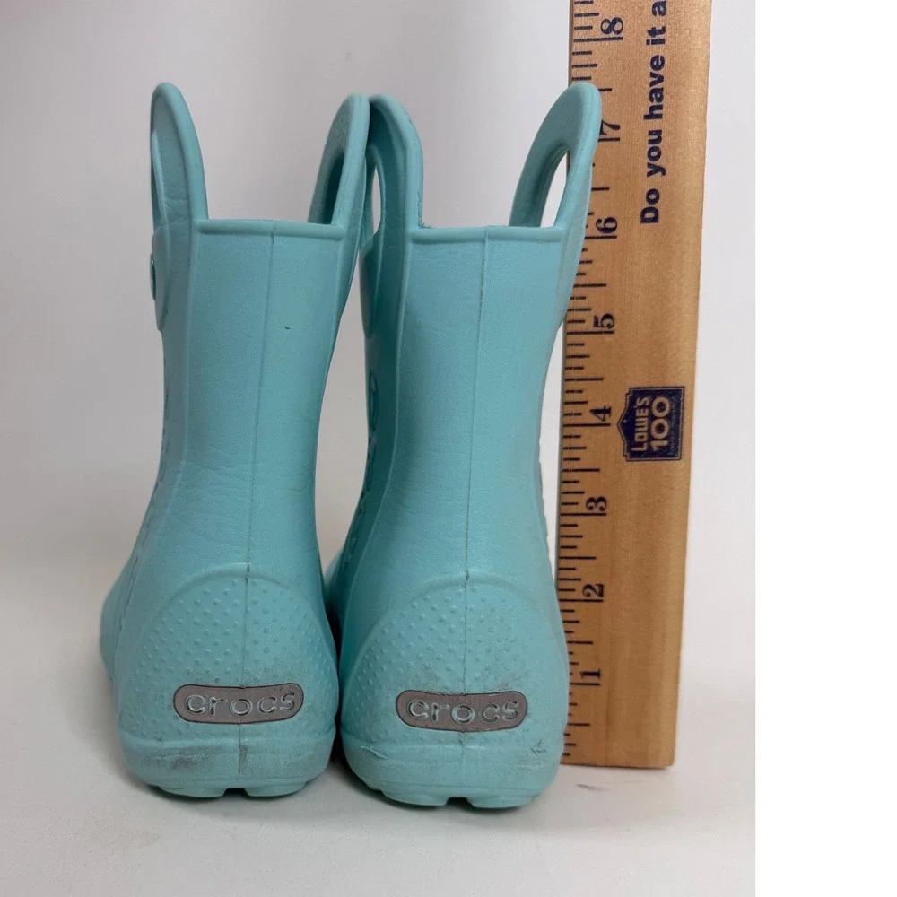 CROCS brand item